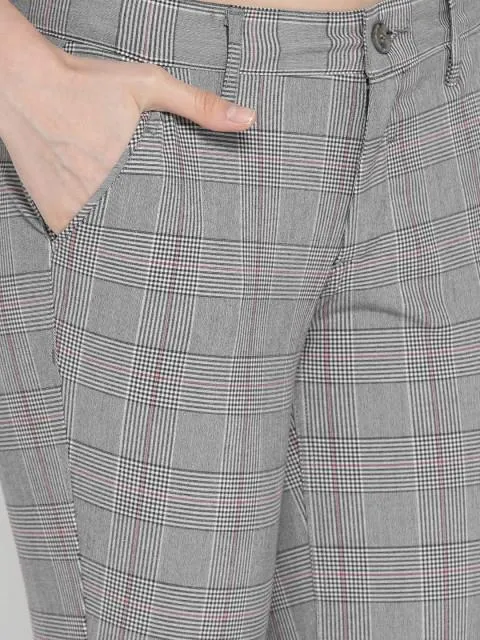 Women checked Cropped Trousers